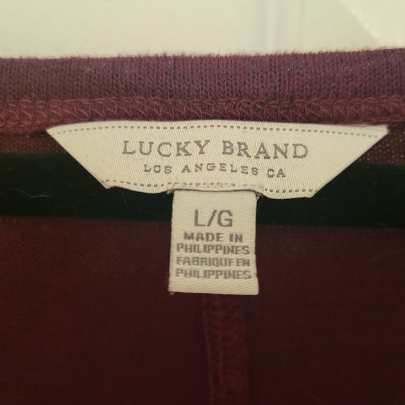 Lucky Brand long sleeve - Picture 2 of 2